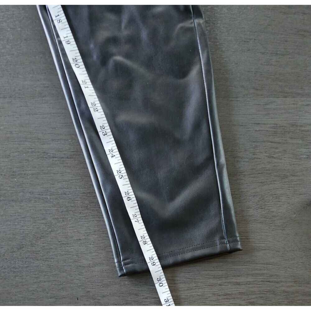 7 For All Mankind Black Vegan Leather Skinny Leg Trousers Jeans Sz 12 34 Waist - Picture 6 of 8